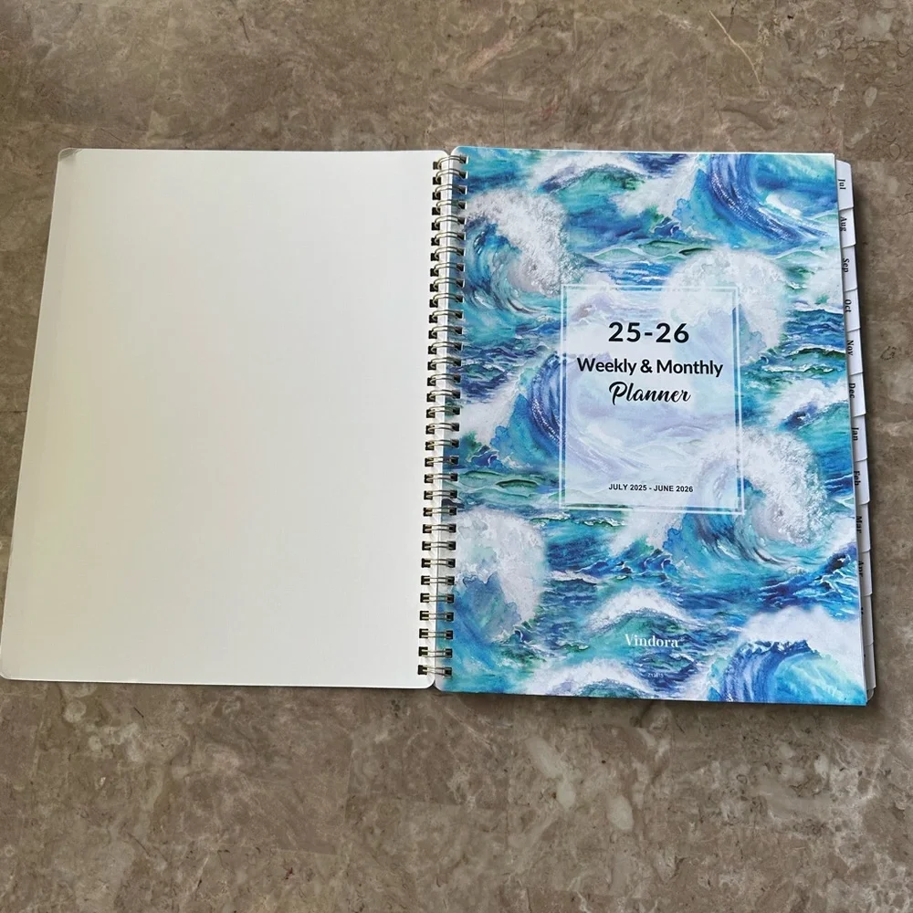 2025 - 2026 Monthly Planner/Calendar Monthly Planner